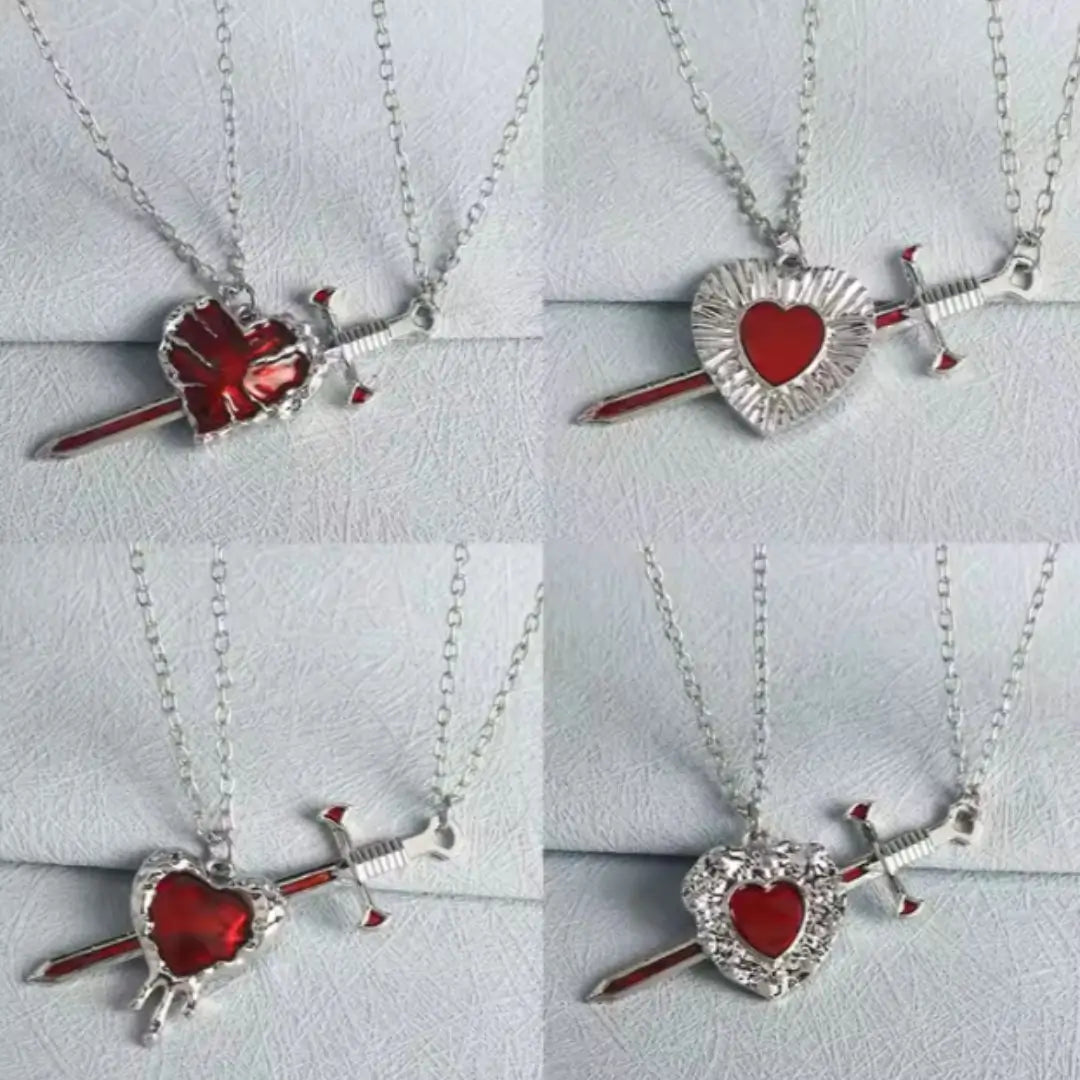 Enlace Eterno Collar Corazón Espada
